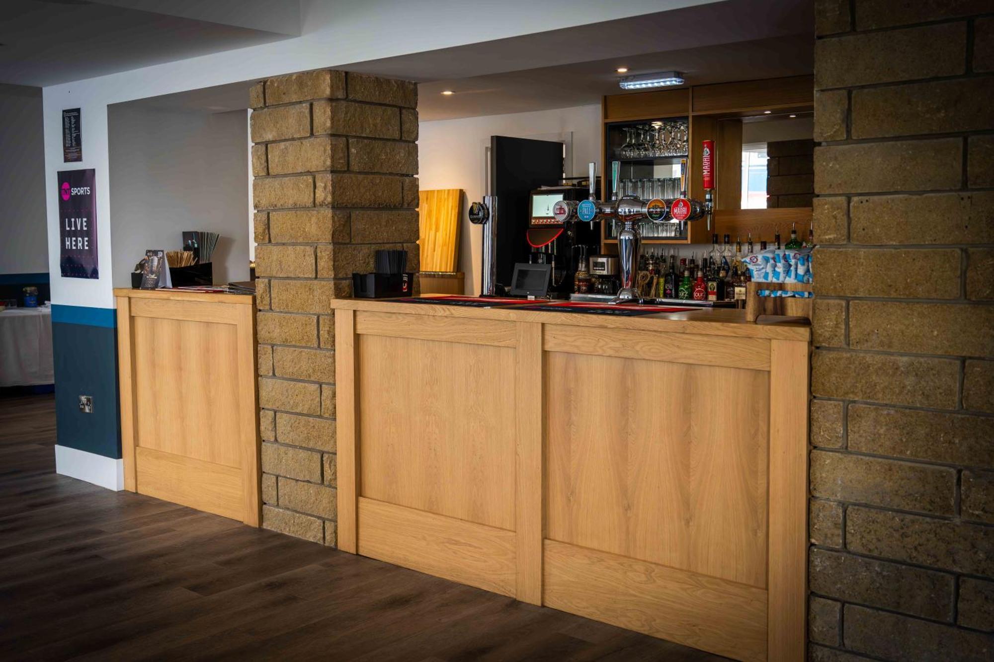 The Imperial Crown 3* Halifax