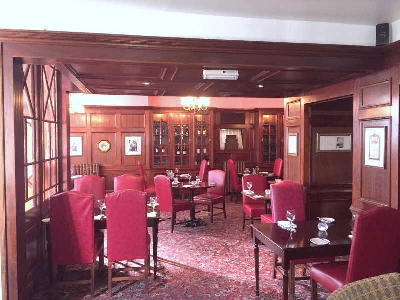 The Imperial Crown 3* Halifax
